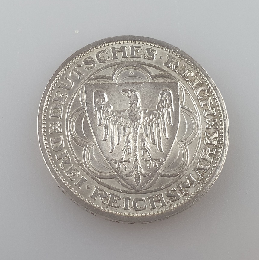 Silbermünze 3 Reichsmark 1930 - Weimarer Republik, "Magdeburg", zum 300. Jahrestag des Brands von M - Image 2 of 3