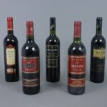 Weinkonvolut - 5 Flaschen, 1 x 1959 Gran Reserva Señorio De Gayan Cariñena, 1 x 1999 Terra Alta Gra