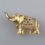 Vintage-Brosche - Metall vergoldet, Elefant mit erhobenem Rüssel, Augen und Stoßzähne emailliert, S