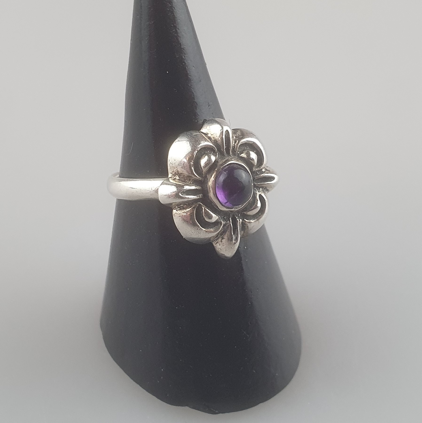 Schmuckset Ring & Paar Ohrstecker - Sterling Silber, gestempelt "925", als stilisierte Rosenblüten - Image 2 of 6