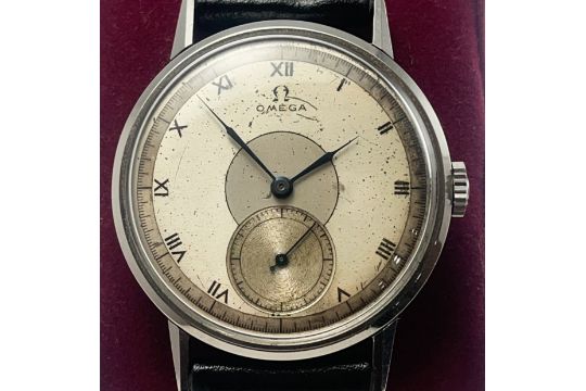 WITHDRAWN Omega 1939 Ref 2272-7 Manual Wind Mens Wristwatch Omega Buckle Black Leather Strap - Image 1 of 6