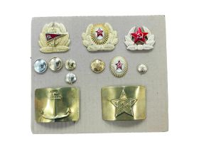 QUANTITY OF RUSSIAN MILITARY BADGES