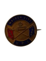 MAIDEN CITY 1934 U.P.L BADGE