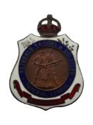 RETURNED SAILORS & SOLDIERS IMPERIAL LEAGUE AUSTRALIA BADGE -VZ 9843