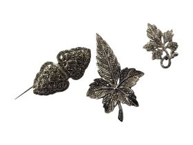 MARCASITE COLLAR CLIP AND 2 OTHER SILVER AND MARCASITE BROOCHES