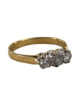 18 CARAT YELLOW GOLD 3 STONE DIAMOND RING WITH 0.33 CARAT OF DIAMONDS