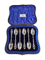 BOXED SET OF 6 SILVER TEASPOONS WITH INTERLACED RUSTIC HANDLES - SHEFFIELD 1902