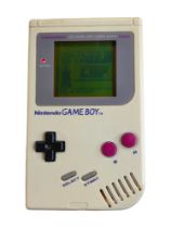 ORIGINAL GAMEBOY IN WORKING ORDER