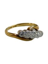 18 CARAT YELLOW GOLD 5 STONE DIAMOND RING