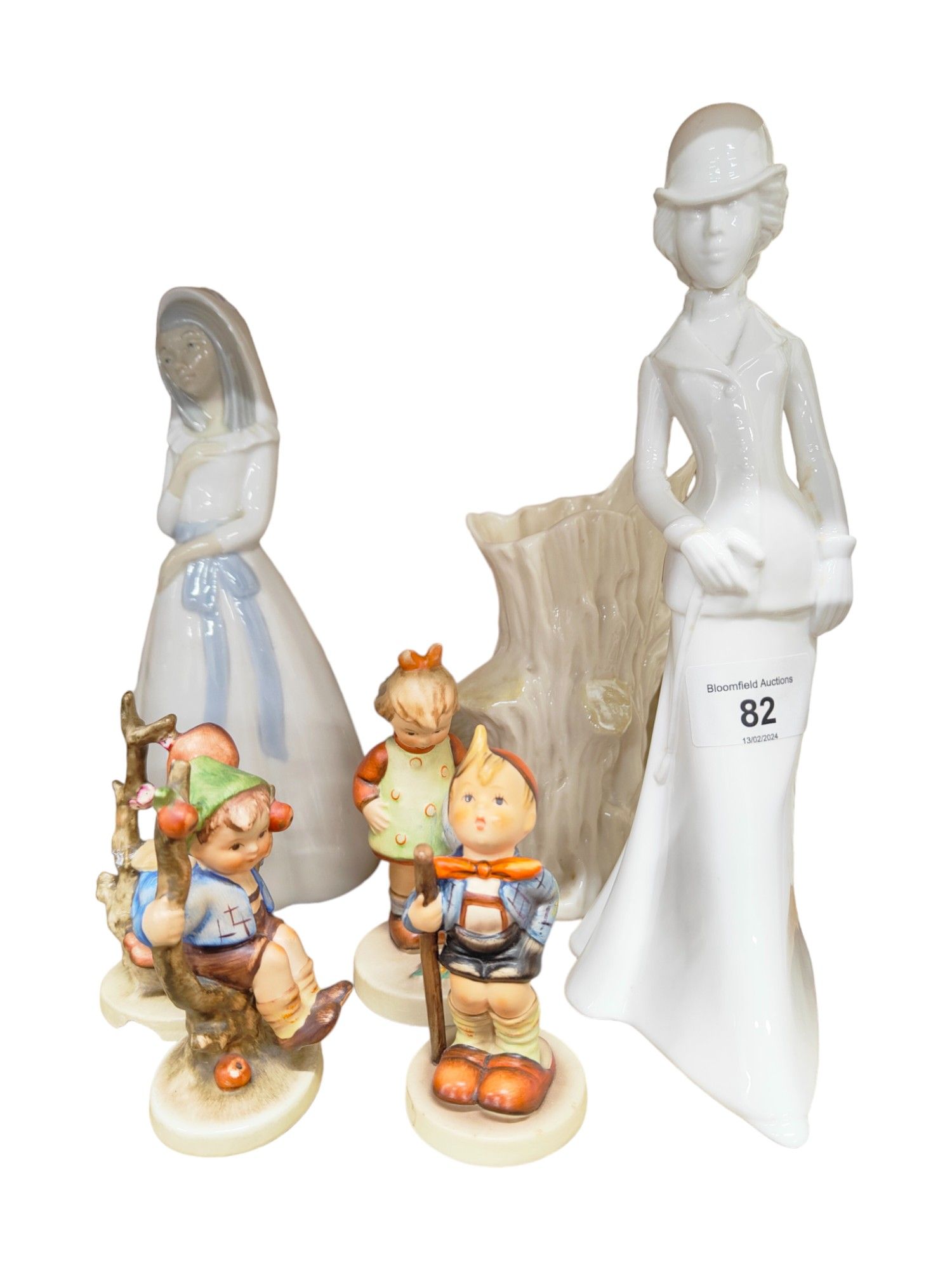 4 HUMMELS, 2 FIGURES AND 1 BELLEEK ITEM