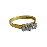 18 CARAT YELLOW GOLD 3 STONE DIAMOND RING WITH 0.33 CARAT OF DIAMONDS