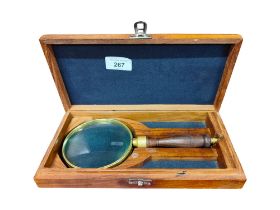 LARGE MAGNIFYING GLASS IN WOODEN BOX
