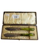 CASED SET OF SILVER & CONNEMARA MARBLE PASTRY KNIVES SHEFFIELD 1903/04