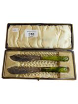 CASED SET OF SILVER & CONNEMARA MARBLE PASTRY KNIVES SHEFFIELD 1903/04