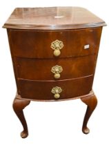 3 DRAWER BEDSIDE CABINET