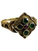 9 CARAT GOLD EMERALD AND AMETHYST RING