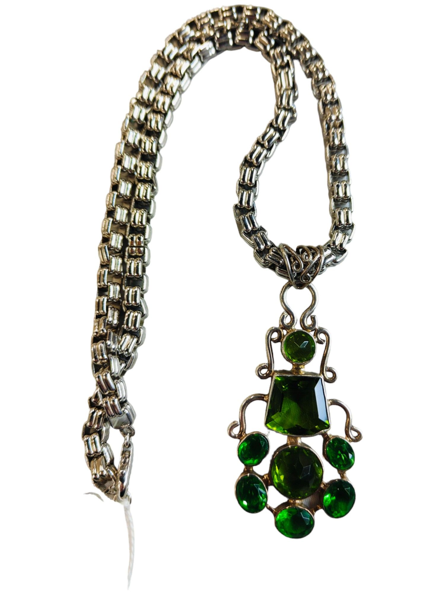 SILVER GREEN STONE PENDANT ON HEAVY BOX LINK CHAIN