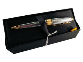 CROSS BOXED PEN