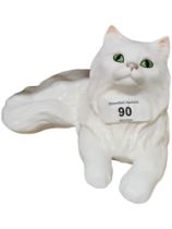 WHITE SYLVAC CAT