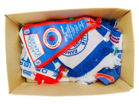BOX OF VINTAGE RANGERS & NORTHERN IRELAND SUPPORTERS ITEMS