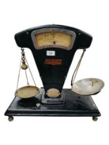 VINTAGE AVERY SCALES