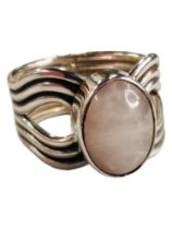 SILVER QUARTZ RING