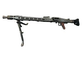 DEACTIVATED M.G.42 LIGHT MACHINE GUN 7.92MM