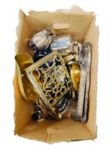 GOOD BOX LOT OF BRASS AND EPNS