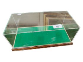 PERSPEX DISPLAY CASE