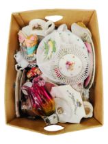 BOX LOT OF ORNAMENTS ETC