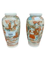 PAIR OF ANTIQUE ORIENTAL IMARI VASES