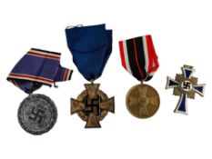 QUANTITY OF GERMAN/THIRD REICH MEDALS