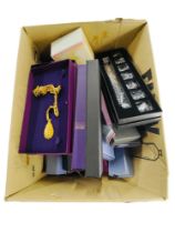 BOX OF COSTUME JEWELLERY TO INCLUDE SILVER