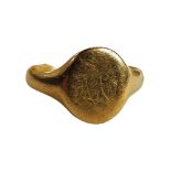 18 CARAT GOLD SIGNET RING CIRCA 5.18G