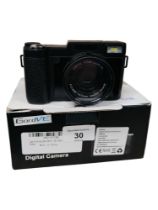 DIGITAL CAMERA