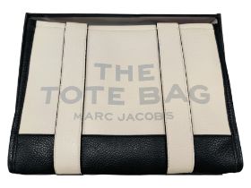 GENUINE MARC JACOBS LEATHER TOTE BAG WITH OUTER BOX & DUST COVER