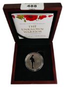 THE UNKNOWN WARRIOR SILVER COMMEMORATIVE COIN IN BOX WITH CERTIFICATE