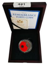 THE 2017 REMEMBRANCE SILVER £5 POPPY COIN IN BOX WITH CERTIFICATE