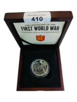 THE CENTENARY OF THE FIRST WORLD WAR GUERNSEY SILVER £5 COIN IN BOX WITH CERTIFICATE