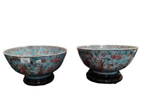 PAIR OF ORIENTAL BOWLS AND STANDS