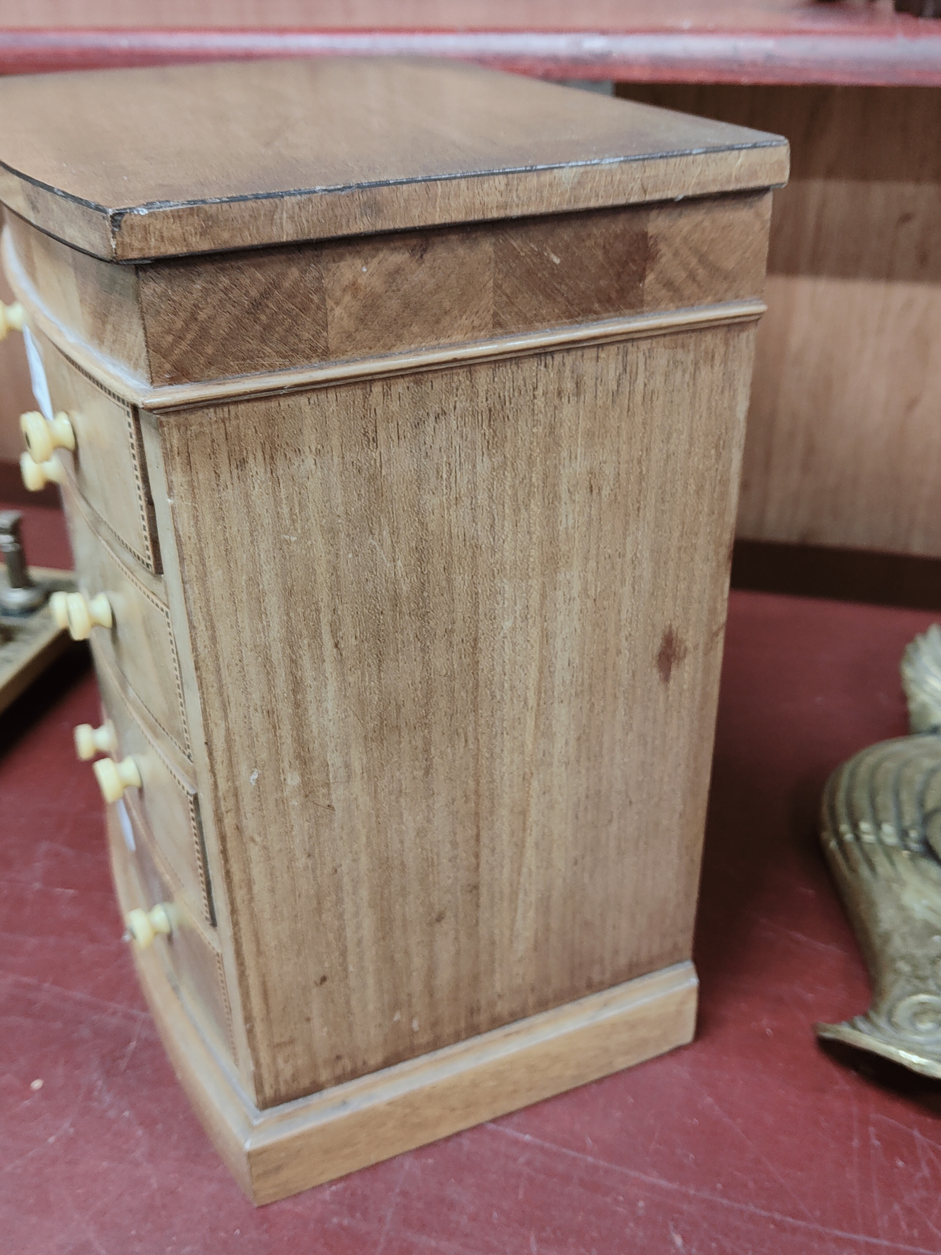 FINE QUALITY INLAID MINIATURE BOW FRONTED CHEST - Image 5 of 8