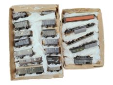QUANTITY OF MODEL TRAIN CARRIAGES