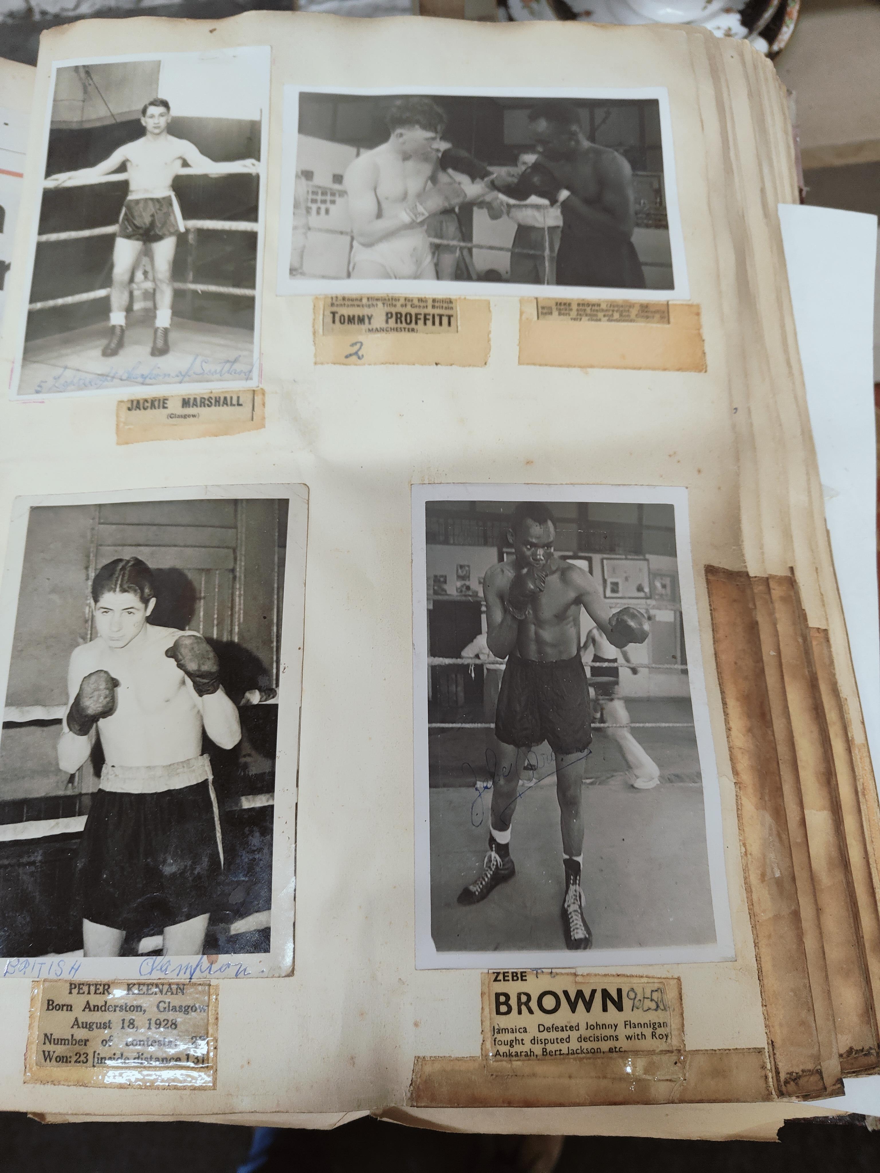 5 BOXING SCRAP BOOKS - LARGE QUANTITY OF NEWSPAPER CLIPPINGS, PHOTOGRAPHS & AUTOGRAPHS ETC - Image 10 of 20