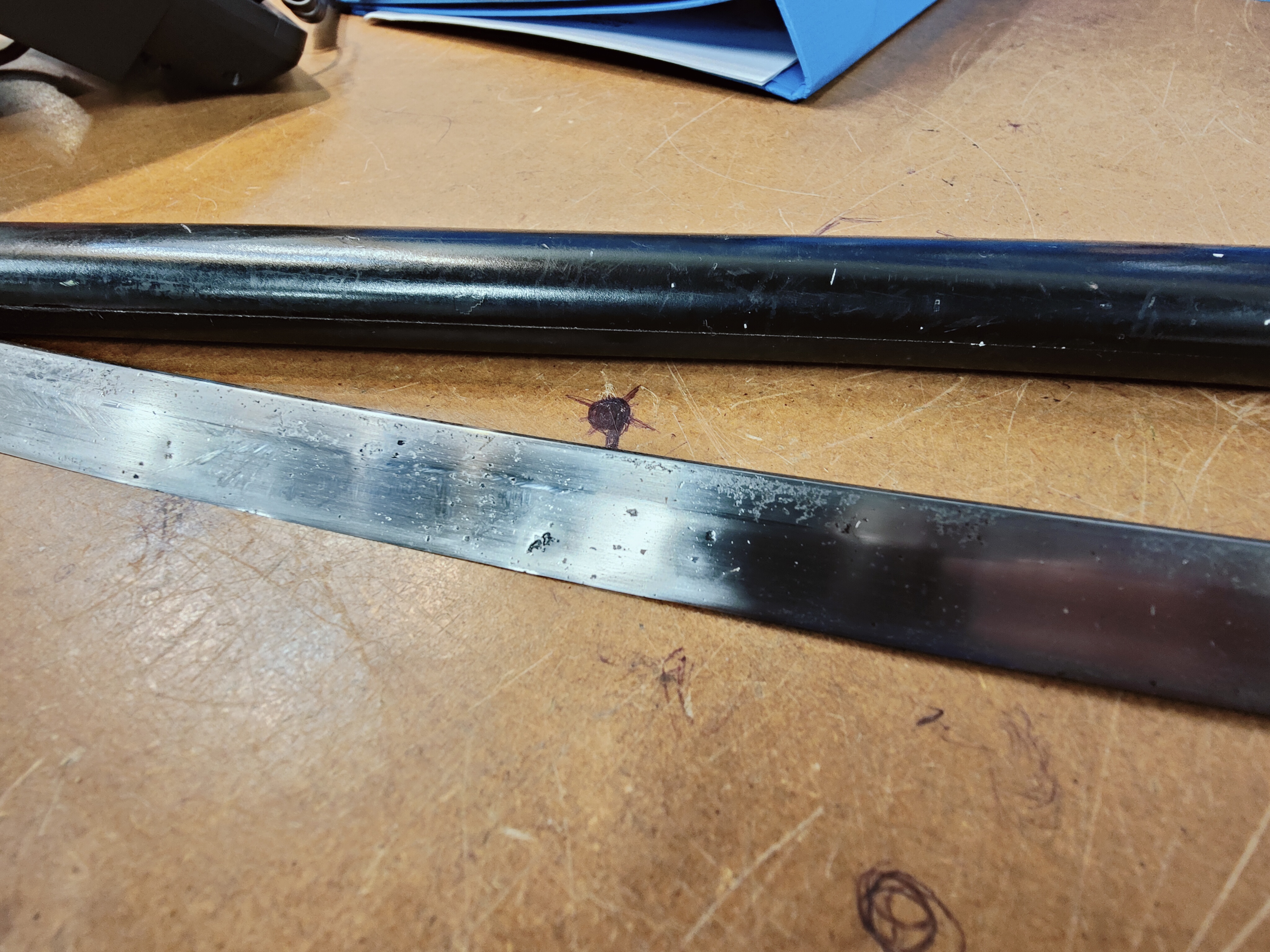 28" NAGASA BIZEN KATANA BLADE. PITTED BUT TEMPER LINE VISIBLE THROUGHOUT. SIGNED BISHU JU - Image 9 of 9