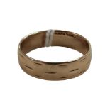 9 CARAT GOLD WEDDING BAND CIRCA 3.37 GRAMS