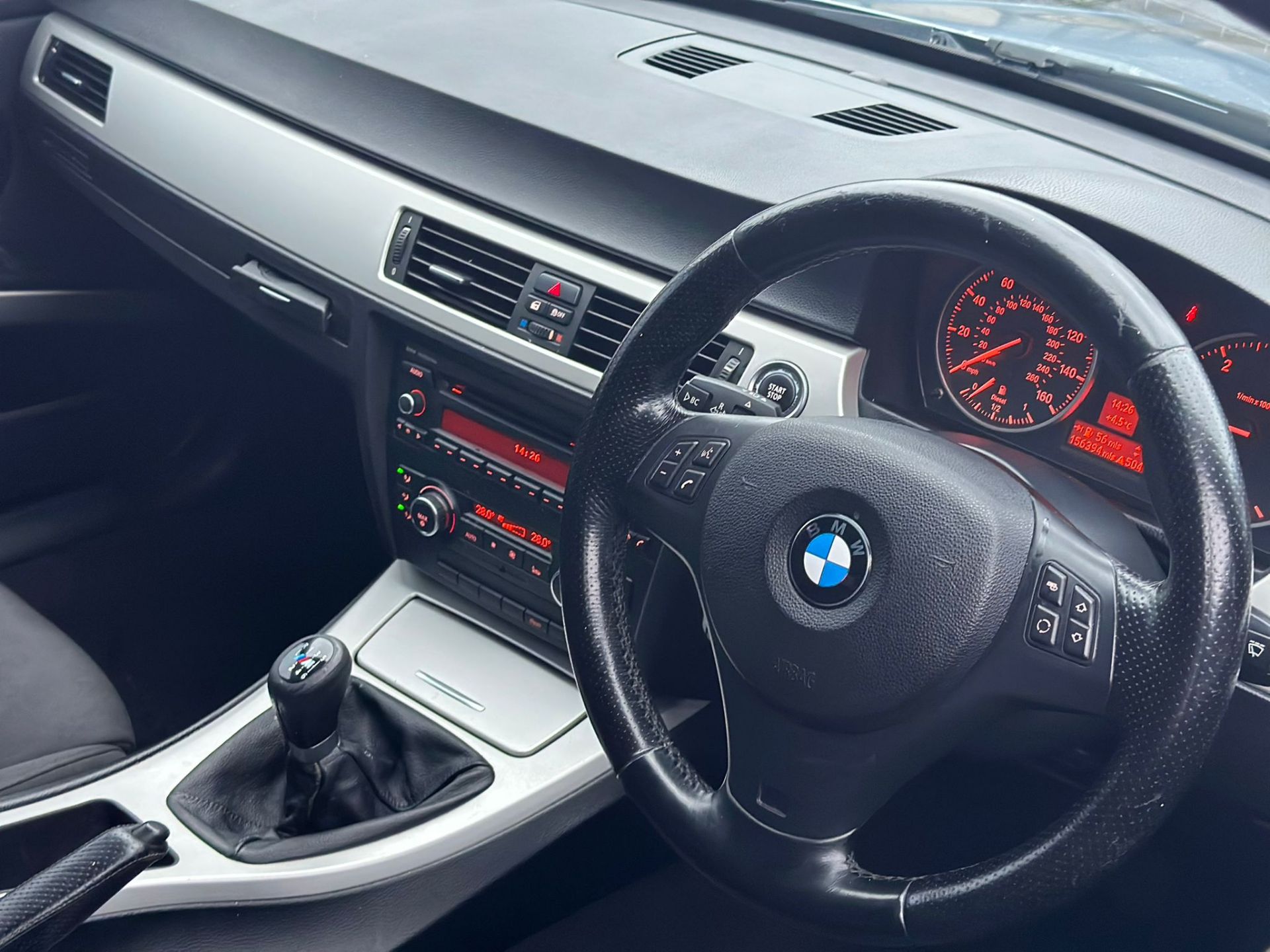 2011 BMW 318d Performance Edition 2.0 Diesel Manual 4 Door Saloon - Image 10 of 12