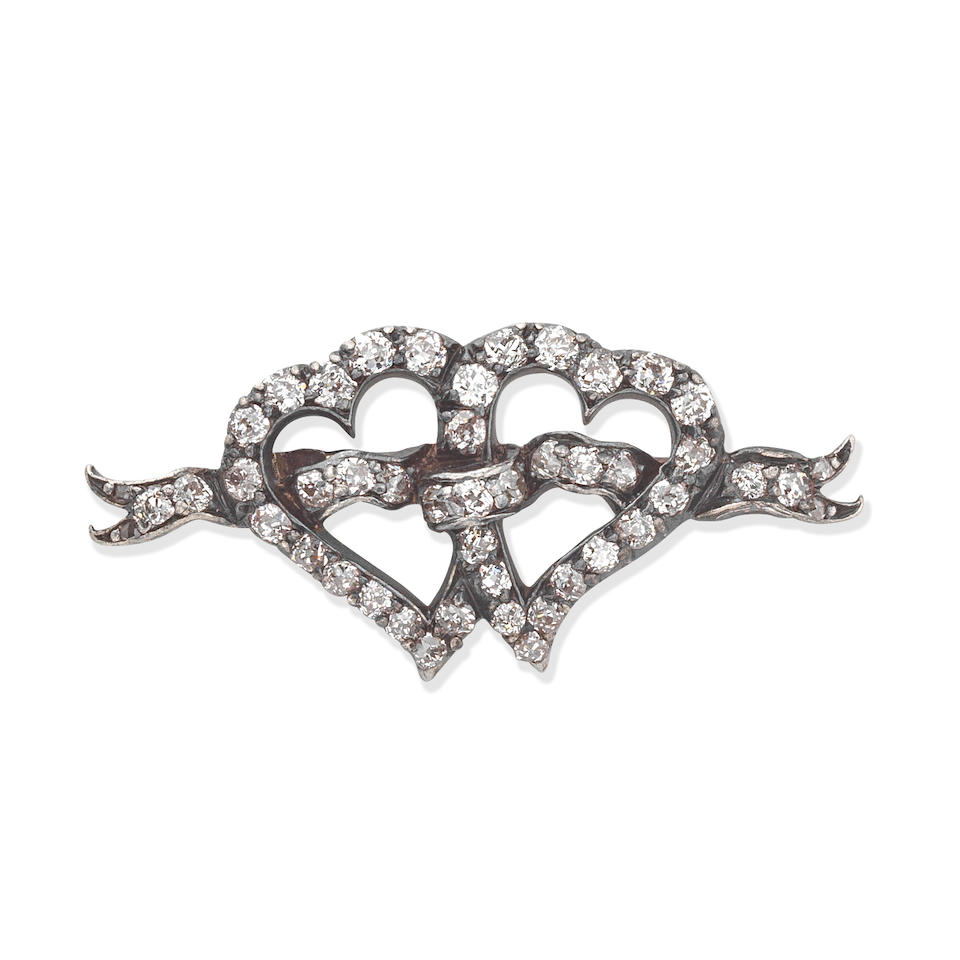 DOUBLE-HEART DIAMOND BROOCH,