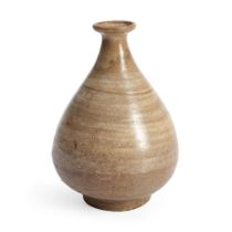 A GUIYAL-TYPE BUNCHEONG BOTTLE