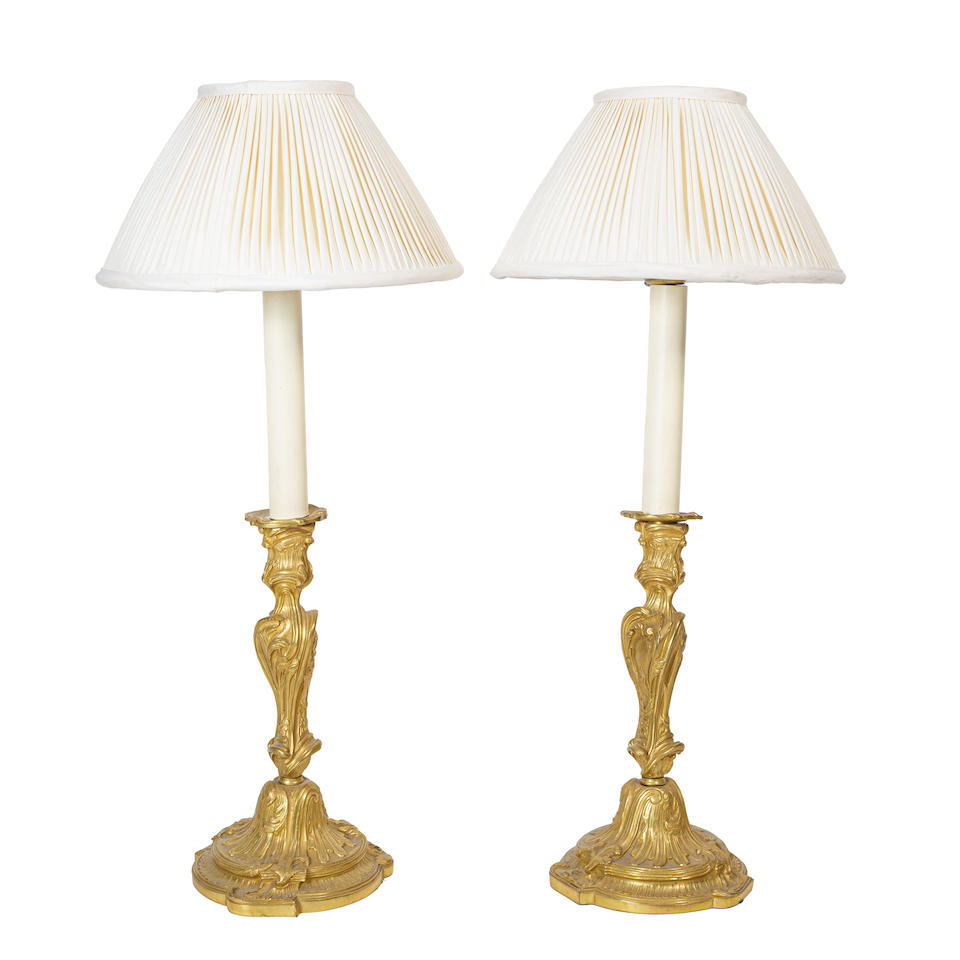 A PAIR OF LOUIS XV STYLE GILT BRONZE CANDLESTICKS20th century