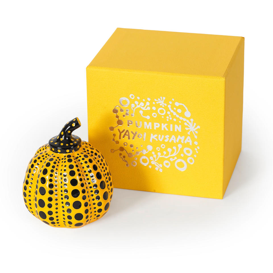 YAYOI KUSAMA (NEE EN 1929) Pumpkin (Red & Yellow) Deux multiples en résine peinteEstampill&... - Image 2 of 5